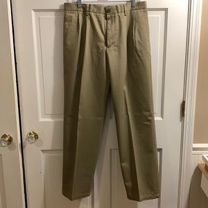 Dockers Signature Fit khaki pants 32x32